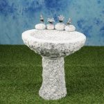 Vogelbad mit Fuß +4 Vögele