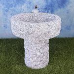 Vogelbad mit Fuß zylinderförmig ein Vögele